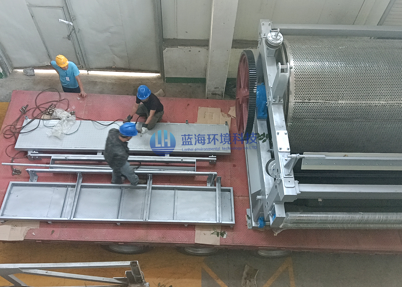 LHZGJ-2500雙網(wǎng)轉鼓擠漿機發(fā)貨柳州