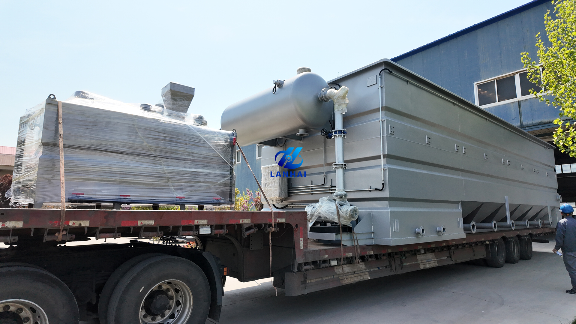 高 效賦能水處理｜LH DAF溶氣氣浮機發(fā)貨，以硬核實(shí)力守護碧水藍天